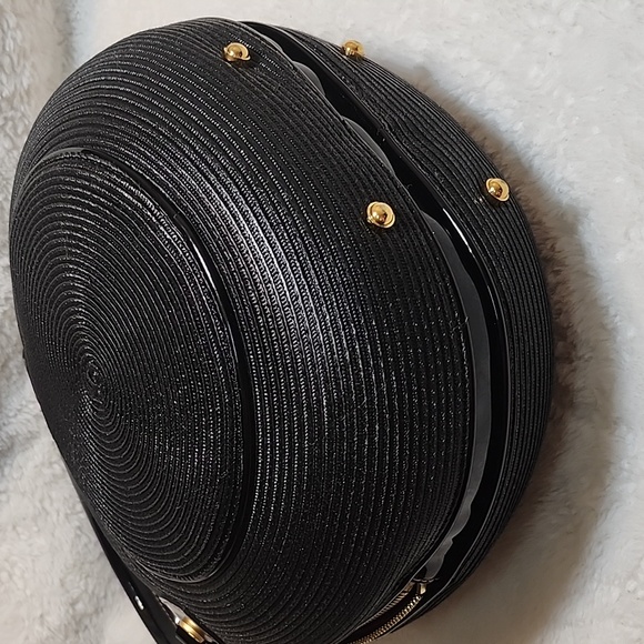 Eric Javits Chain Pouch Raffia Elegant Moon HOBO Black Round Handbag - Picture 11 of 16